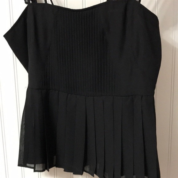 Anthropologie Central Park West Black Flirty Top Size XLarge - Picture 4 of 10